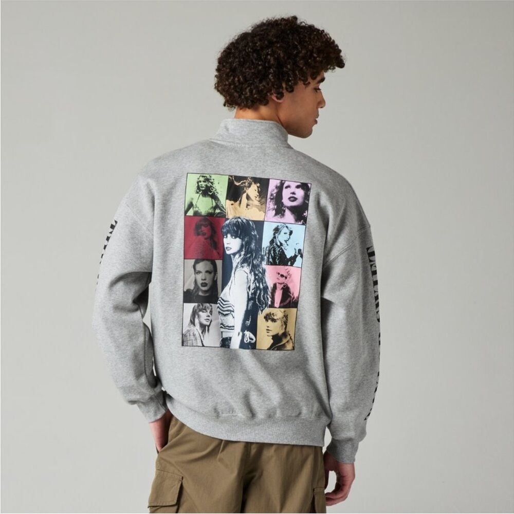 Taylor Swift Grey The Eras International Tour Quarter Zip Sweatshirt Size Medium